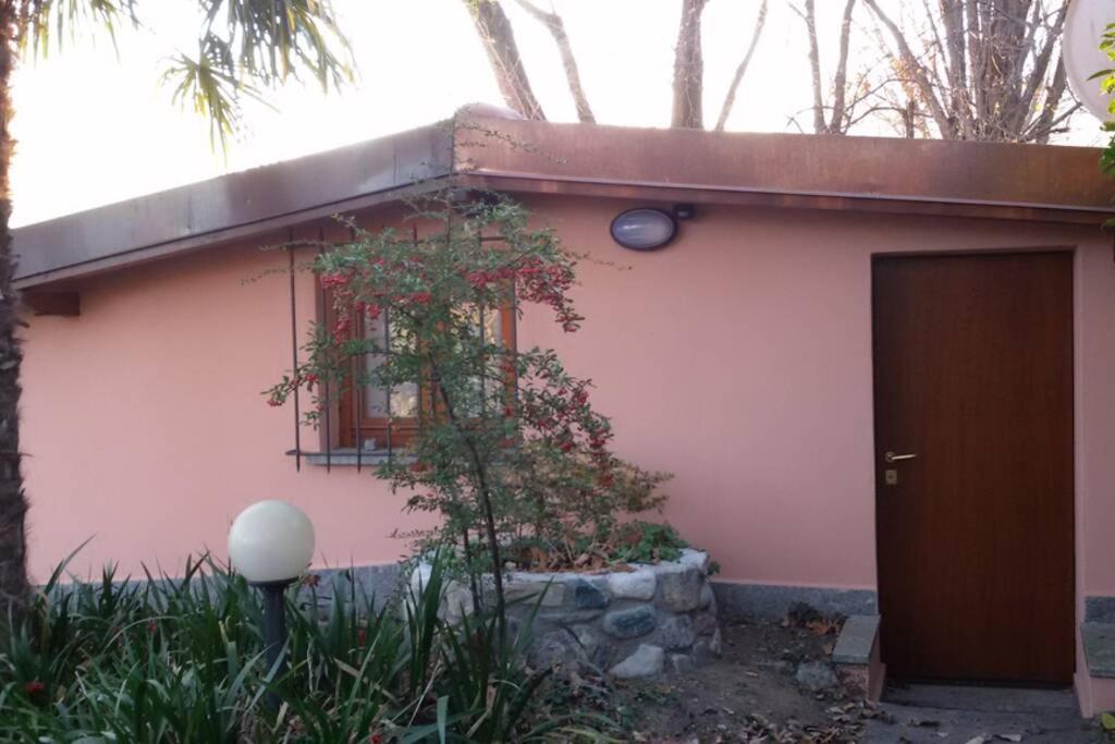 Como Lakeside Cottage - Lakefront Private Garden With Private Access To The Lake Onno Extérieur photo