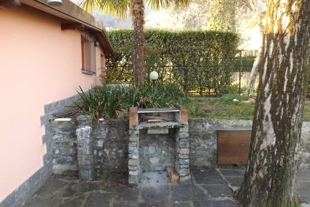 Como Lakeside Cottage - Lakefront Private Garden With Private Access To The Lake Onno Extérieur photo